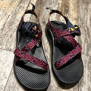 Chacos!